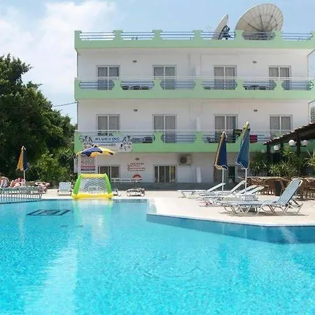 Aparthotel Millenium 2*